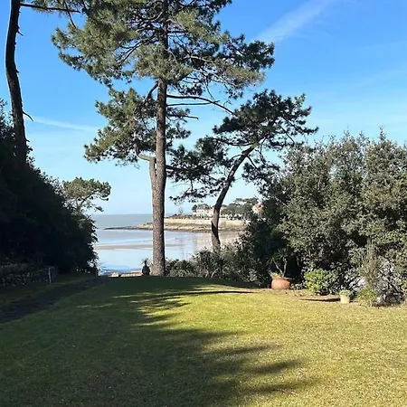 De Avec Vue Et Acces A La